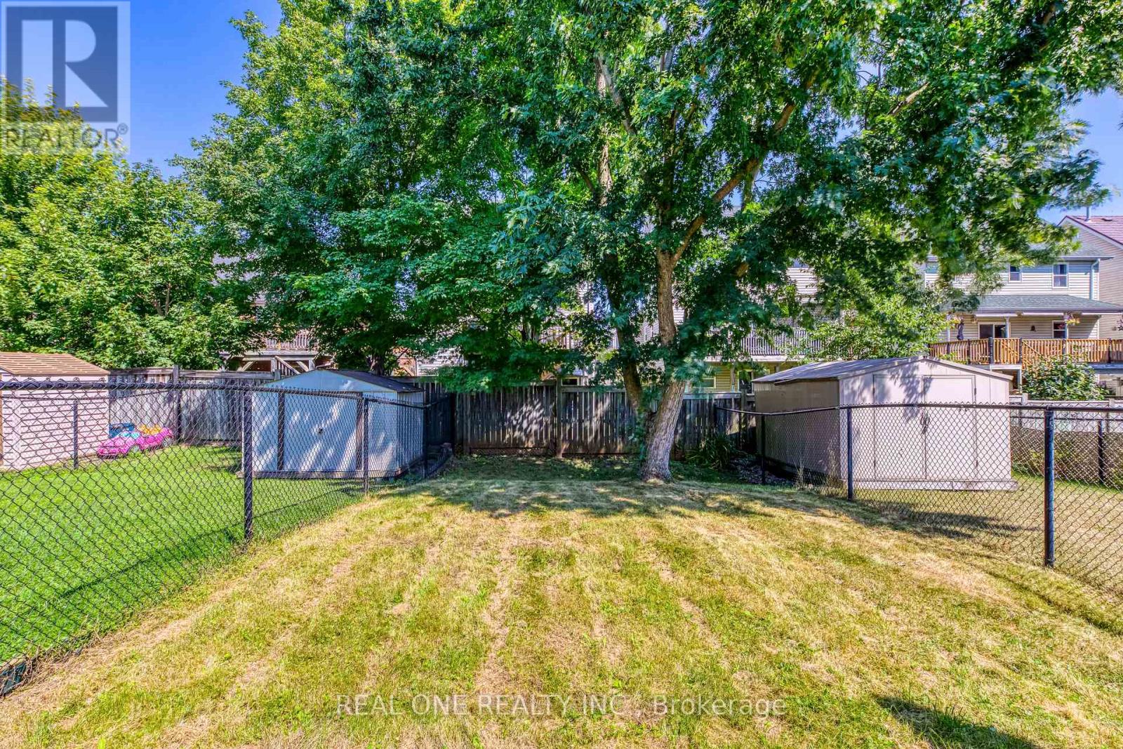 12 Danville Avenue, Halton Hills, Ontario  L7J 2W5 - Photo 17 - W12546094