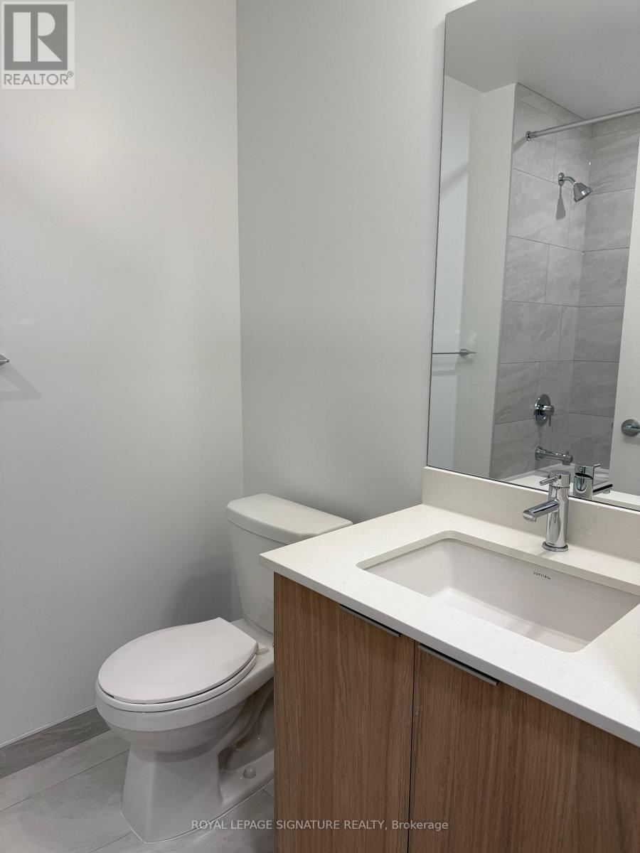 1601 - 395 Square One Drive, Mississauga, Ontario  L5B 0P6 - Photo 19 - W12546102