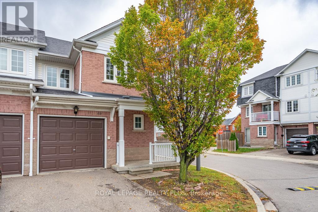 69 - 6830 Meadowvale Town Cent Circle, Mississauga, Ontario  L5N 6A2 - Photo 3 - W12546108