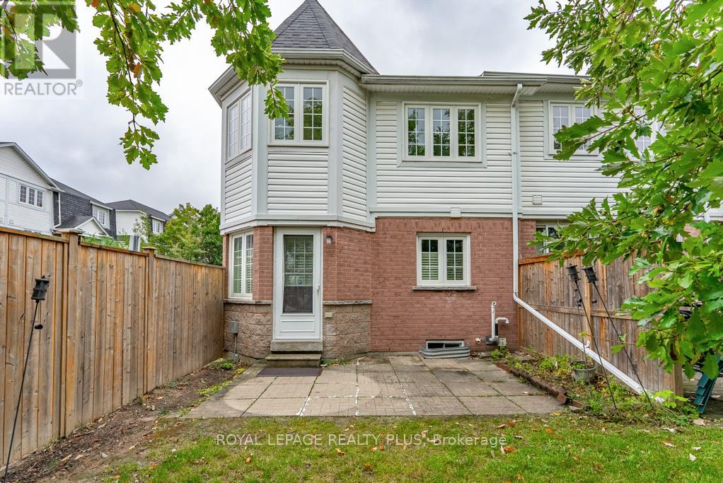 69 - 6830 Meadowvale Town Cent Circle, Mississauga, Ontario  L5N 6A2 - Photo 7 - W12546108