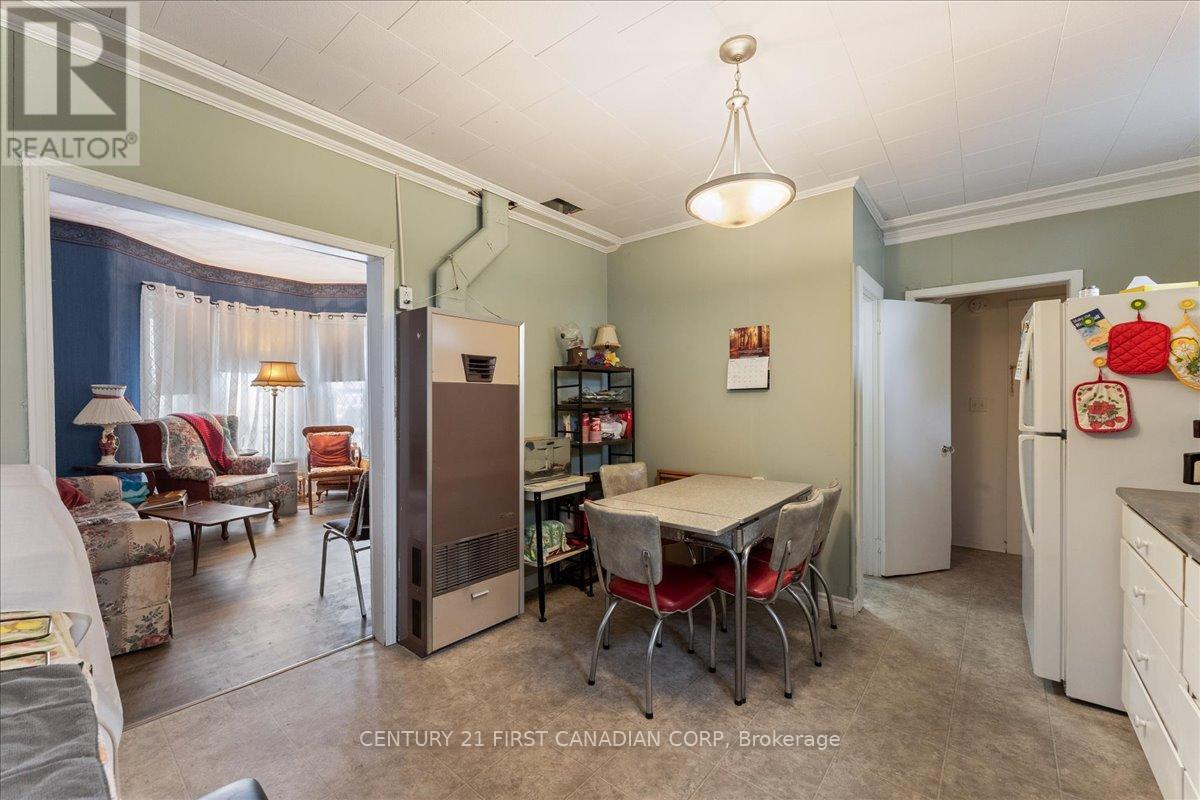 41 Main Street, Haldimand, Ontario N0A 1H0 - Photo 11 - X12546122