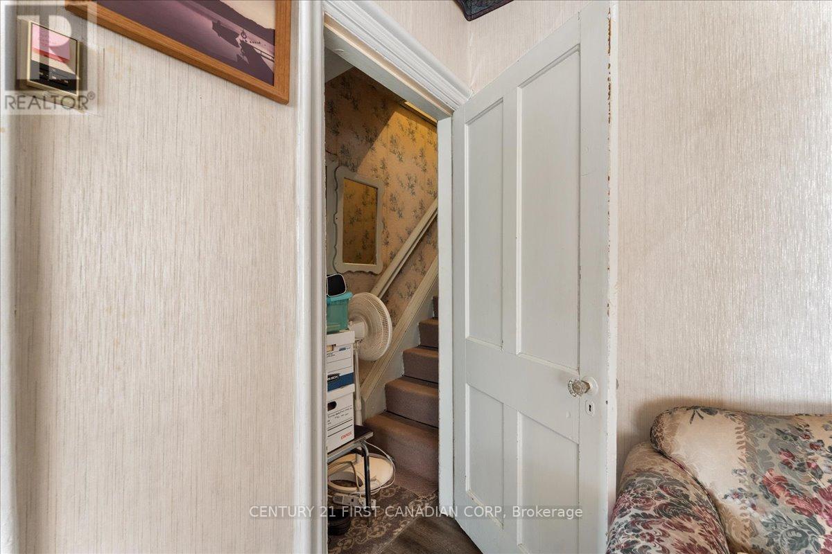 41 Main Street, Haldimand, Ontario N0A 1H0 - Photo 15 - X12546122