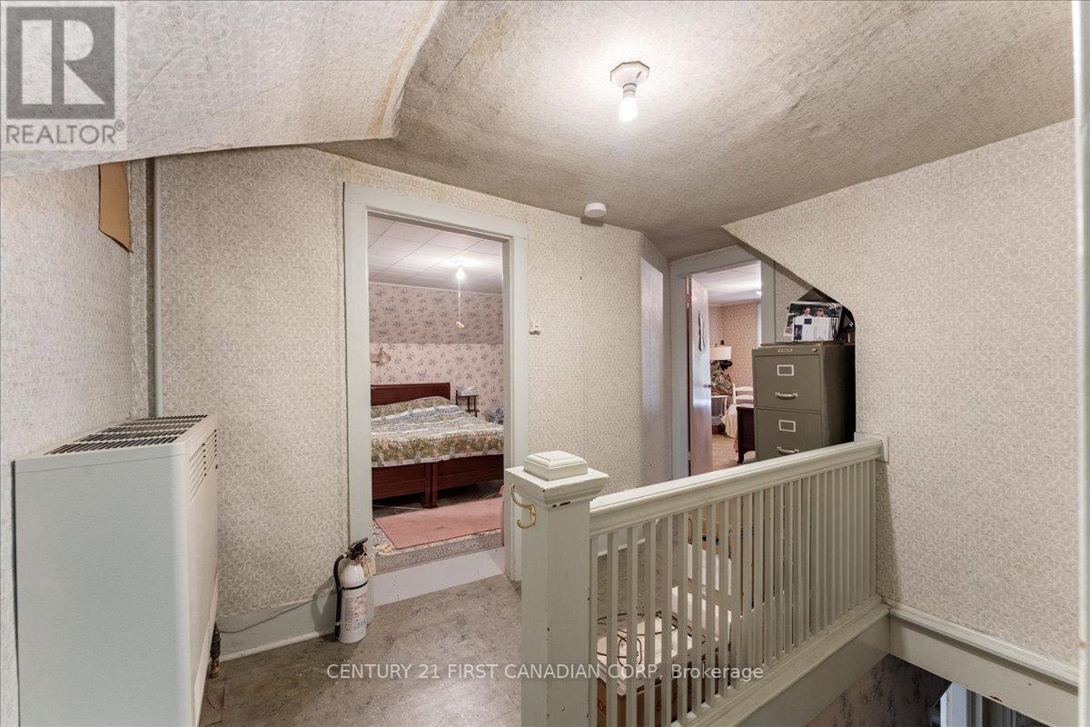 41 Main Street, Haldimand, Ontario N0A 1H0 - Photo 16 - X12546122