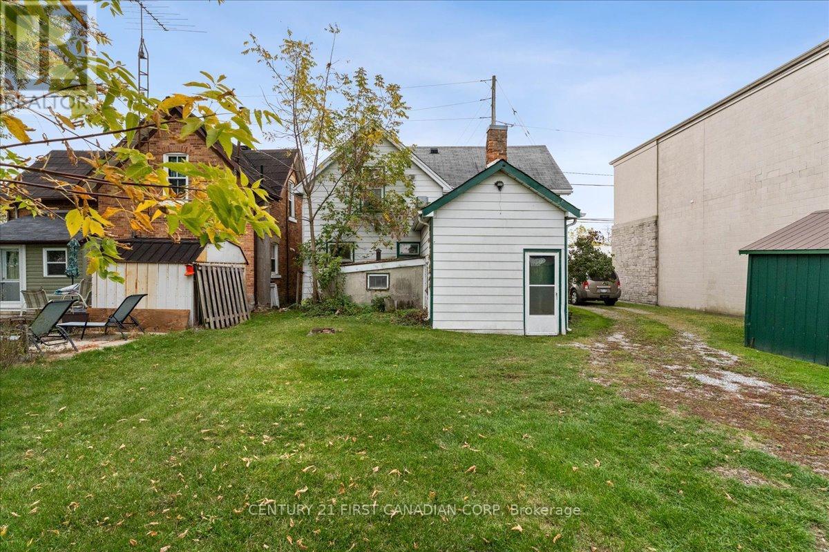 41 Main Street, Haldimand, Ontario N0A 1H0 - Photo 28 - X12546122