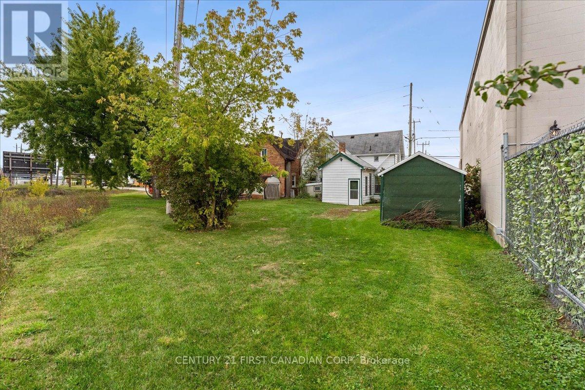 41 Main Street, Haldimand, Ontario N0A 1H0 - Photo 29 - X12546122