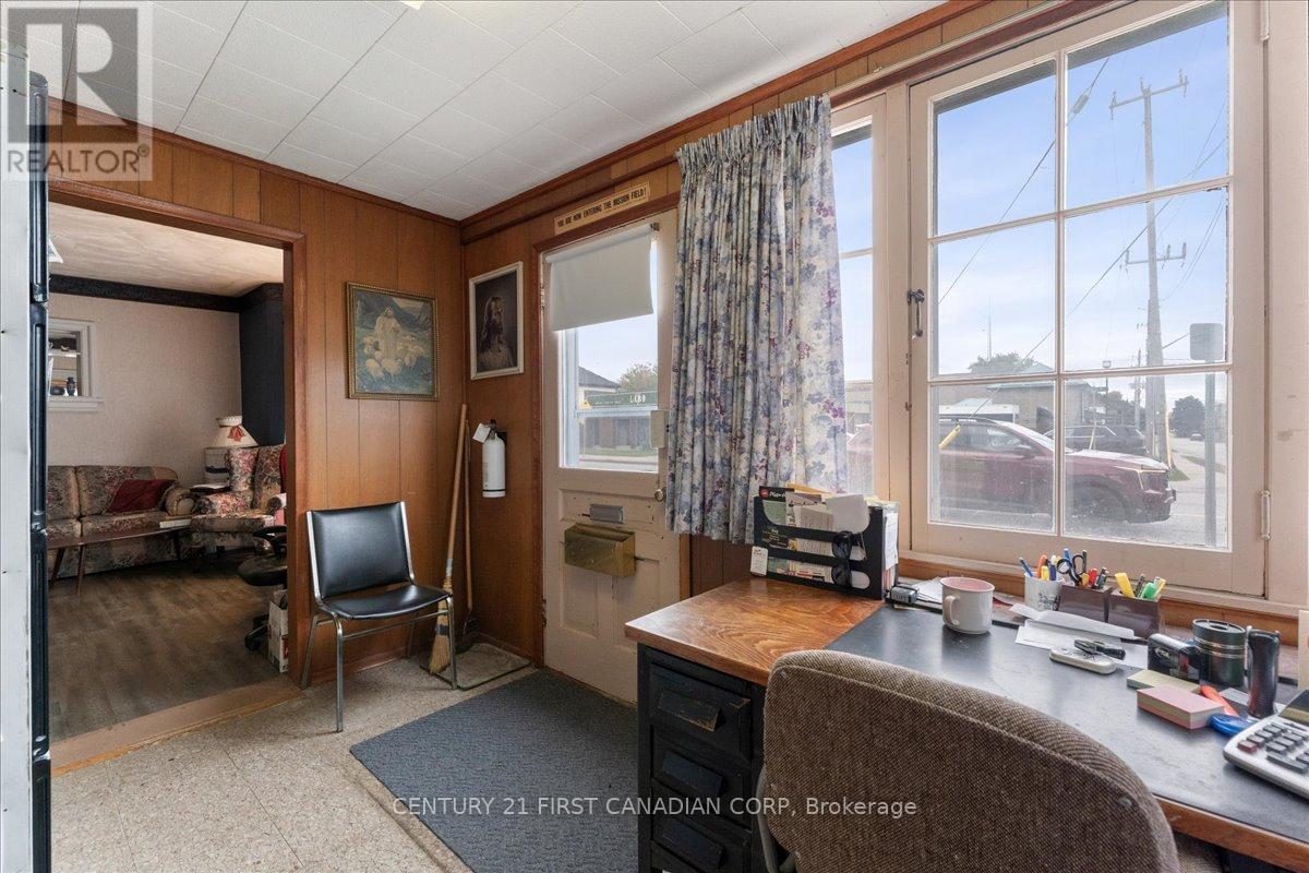 41 Main Street, Haldimand, Ontario N0A 1H0 - Photo 6 - X12546122