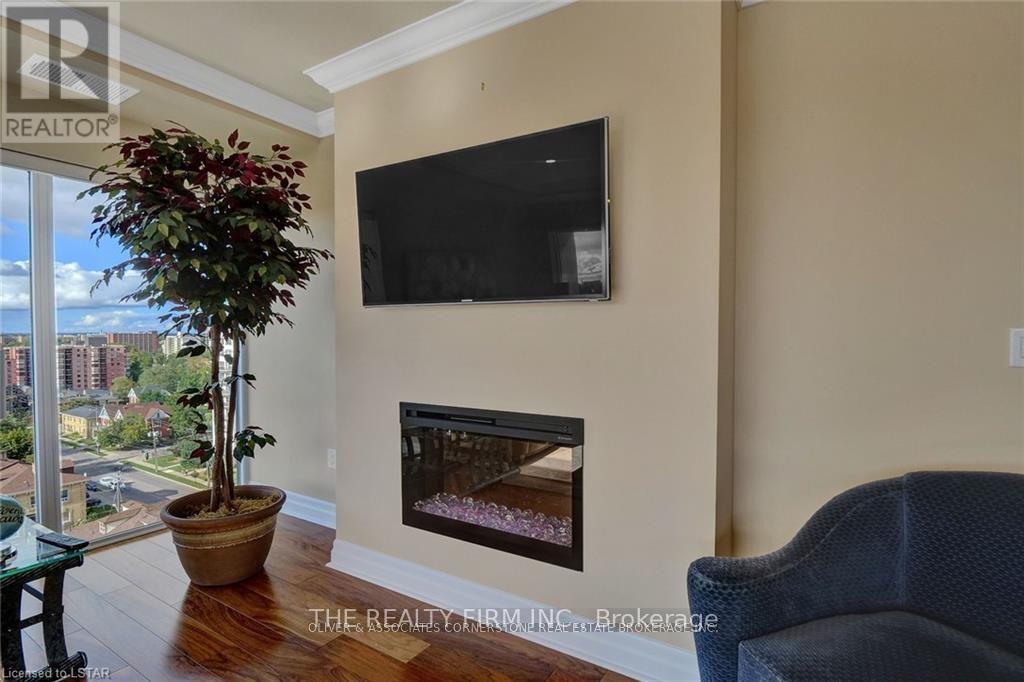 1201 - 505 Talbot Street, London East, Ontario N6A 2S6 - Photo 8 - X12546176