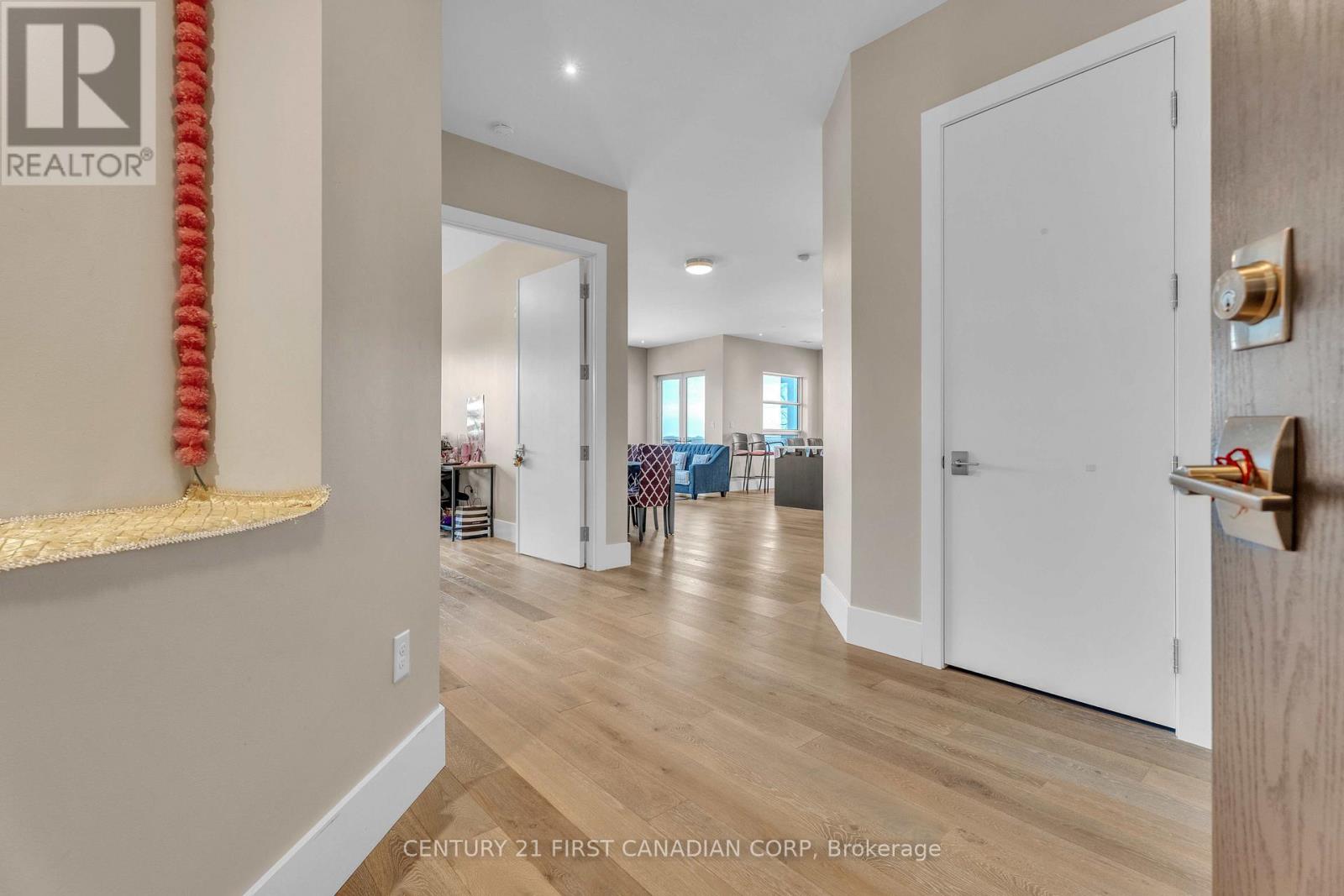 303 - 1705 Fiddlehead Place, London North, Ontario  N6G 5M6 - Photo 5 - X12546182