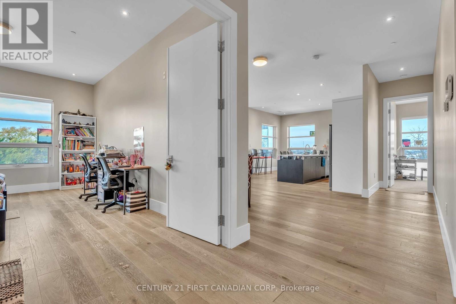 303 - 1705 Fiddlehead Place, London North, Ontario  N5G 5M6 - Photo 7 - X12546184