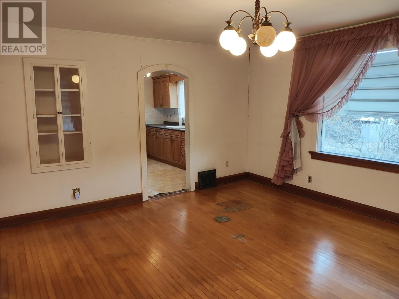 289 Winnipeg Ave, Thunder Bay, Ontario  P7B 3R8 - Photo 6 - TB253443