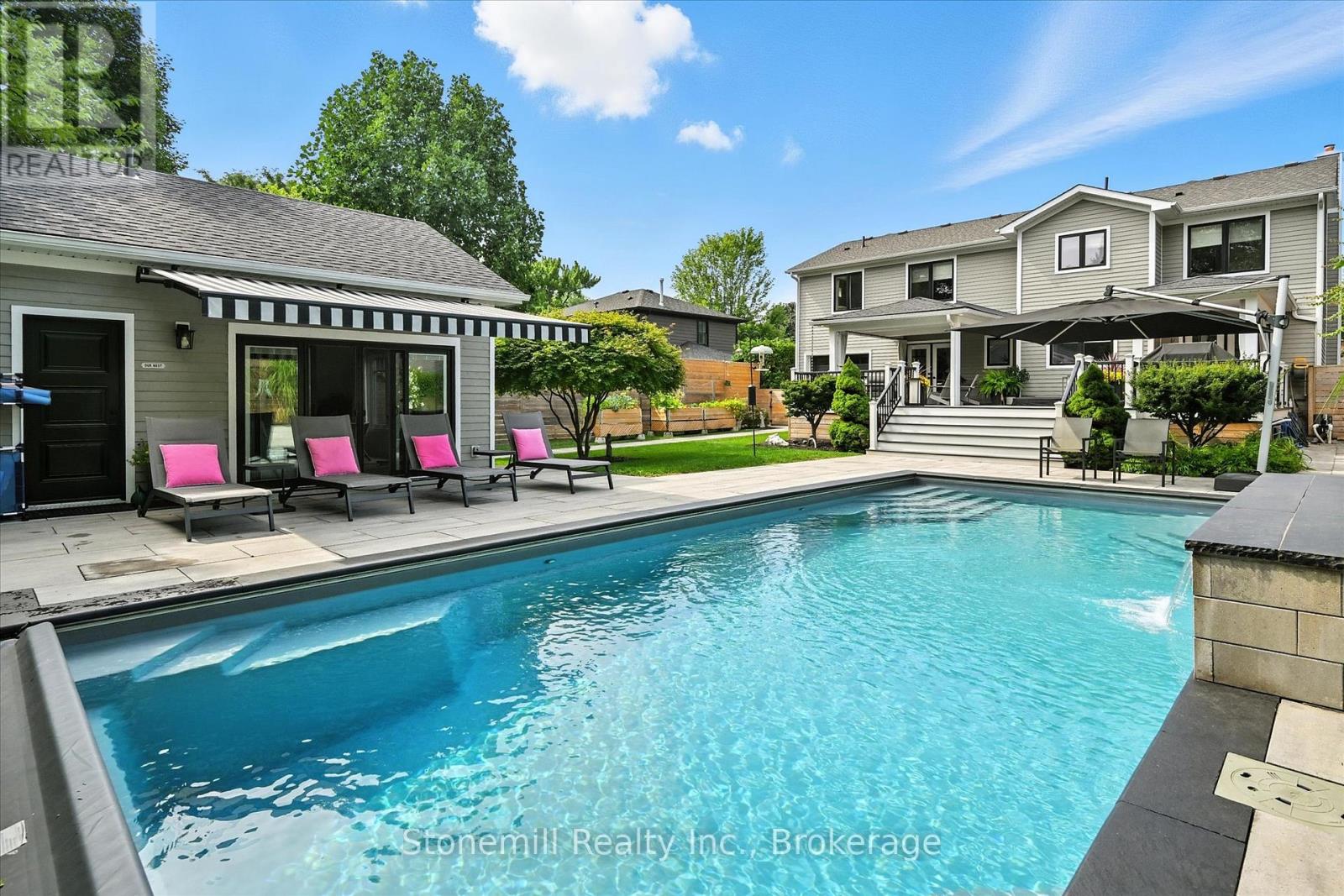 735 George Street, Burlington, Ontario  L7R 2V8 - Photo 7 - W12546116