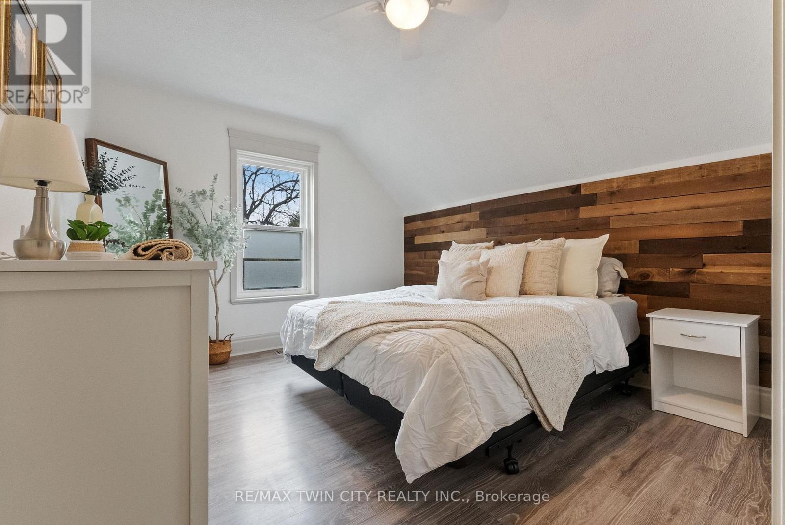 93 Perry Street, Woodstock, Ontario  N4S 3C4 - Photo 17 - X12545920