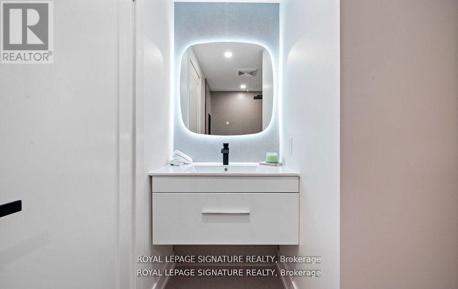 105 Lilacside Drive, Hamilton, Ontario  L8V 2L8 - Photo 22 - X12545988