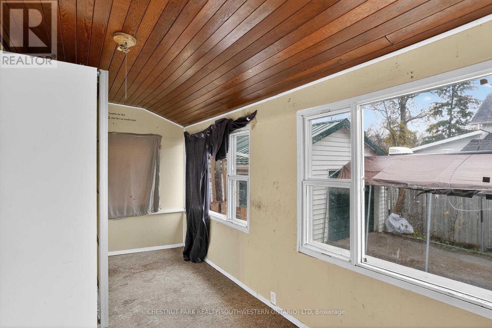 50 Ridout Street, Kawartha Lakes, Ontario  K9V 2B6 - Photo 24 - X12546040