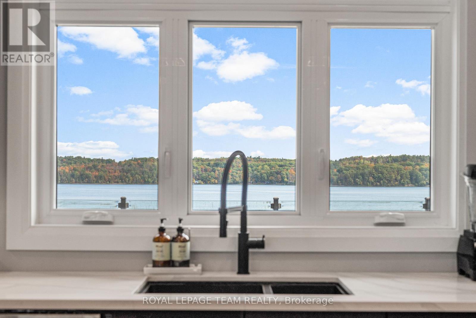 231 Finnerty Road, Whitewater Region, Ontario  K0J 1K0 - Photo 16 - X12439852