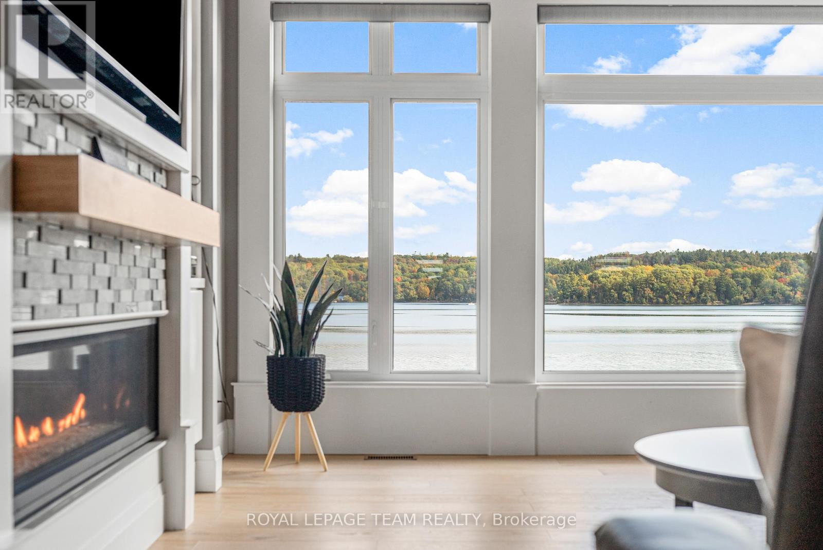 231 Finnerty Road, Whitewater Region, Ontario  K0J 1K0 - Photo 9 - X12439852