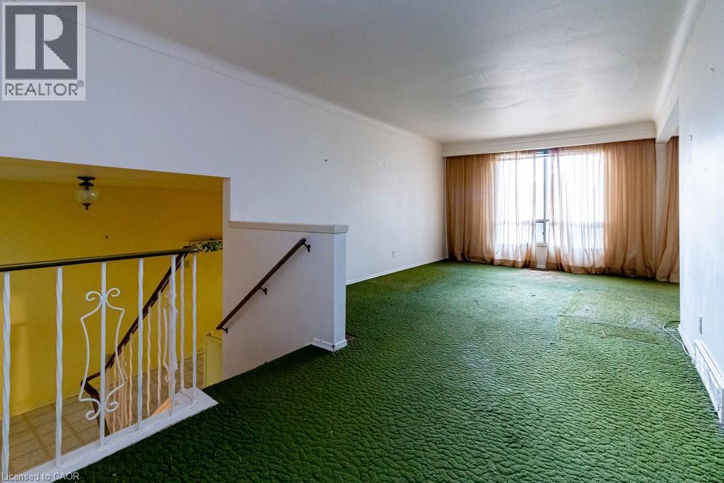 23 Sanctuary Drive, Dundas, Ontario L9H 3Y7 - Photo 5 - 40788382