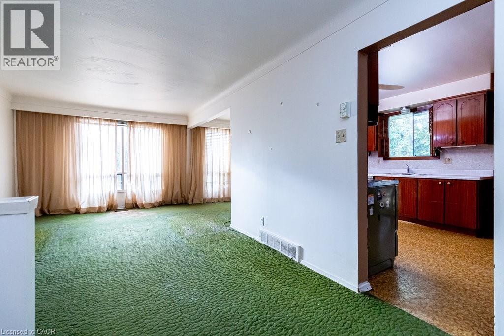 23 Sanctuary Drive, Dundas, Ontario L9H 3Y7 - Photo 7 - 40788382