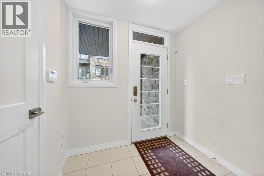 30 Times Square Boulevard Unit# 100, Stoney Creek, Ontario L8J 0L8 - Photo 2 - 40785984