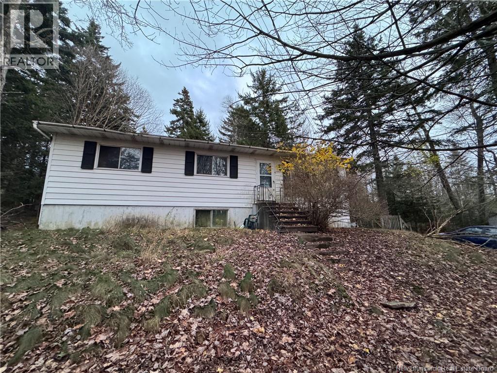 6 Wynn Street, Rothesay, New Brunswick  E2E 2B4 - Photo 4 - NB130148