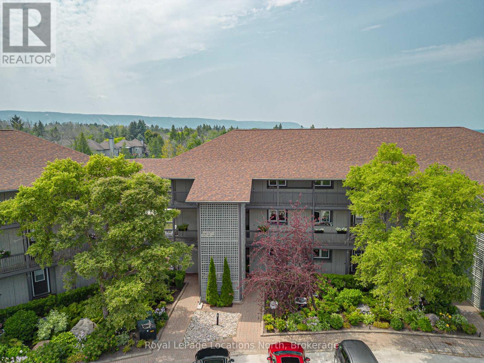 638 Johnston Park Avenue, Collingwood, Ontario  L9Y 5C7 - Photo 3 - S12546202