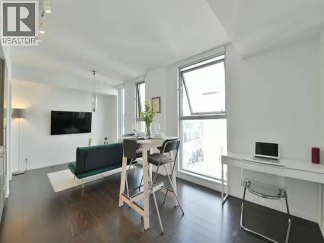 999 Seymour St, Vancouver, British Columbia  V6B 0M5 - Photo 2 - R3067492