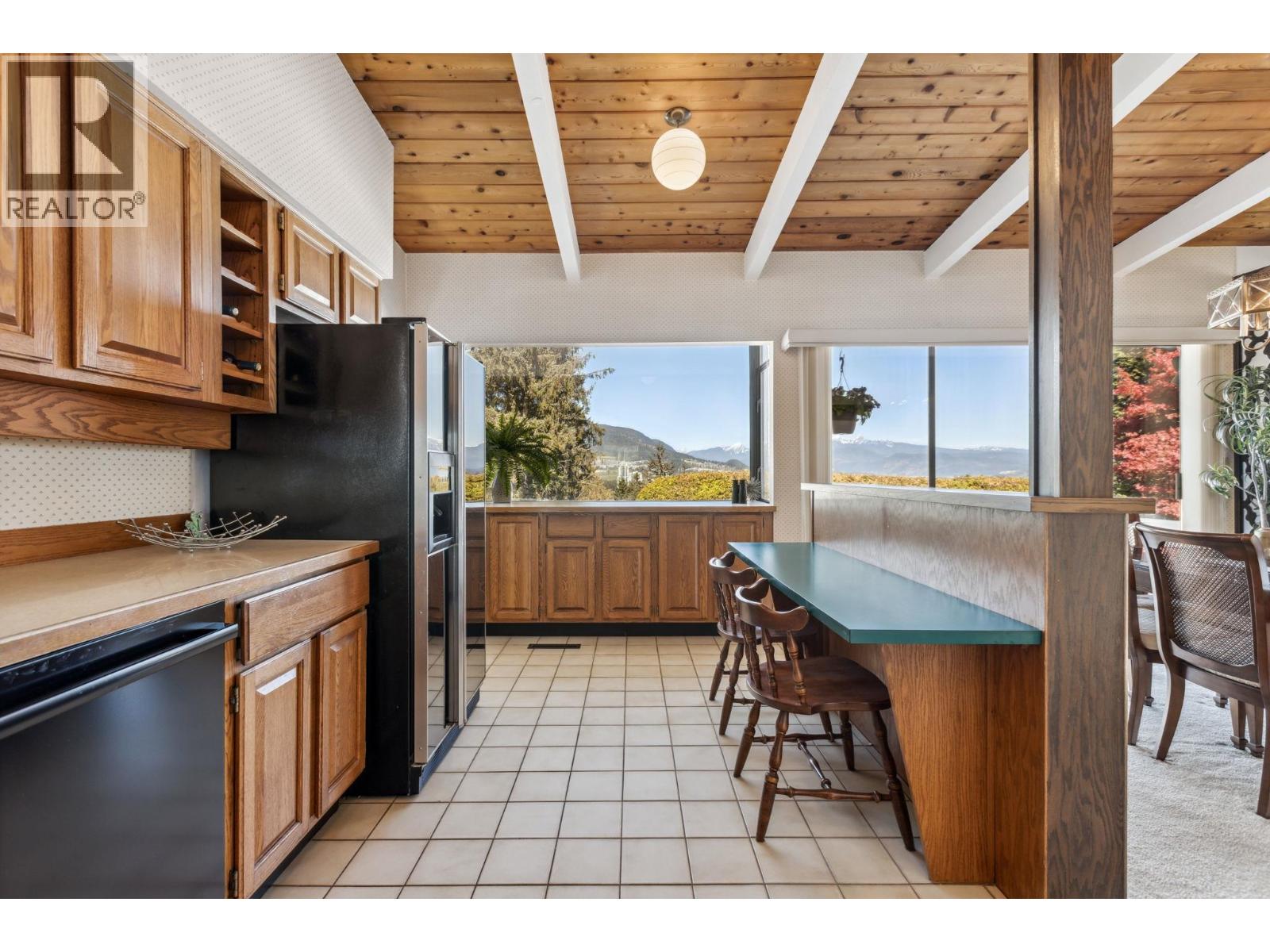 3090 Lazy A Street, Coquitlam, British Columbia V3C 3N9 - Photo 14 - R3025657