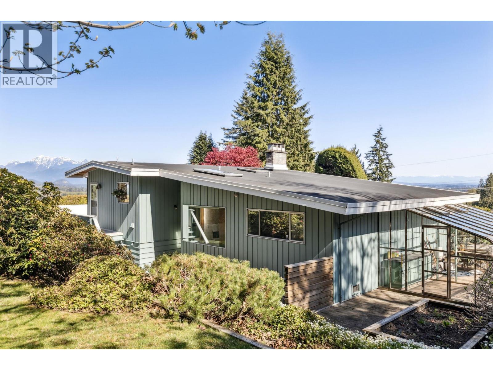 3090 Lazy A Street, Coquitlam, British Columbia V3C 3N9 - Photo 33 - R3025657