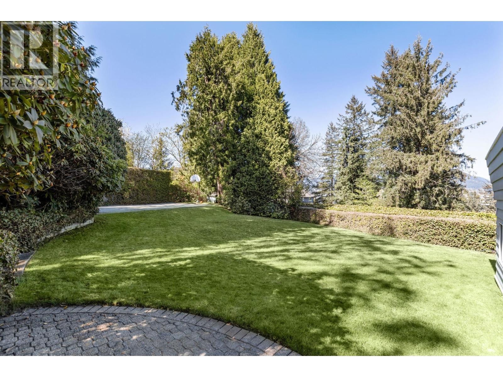 3090 Lazy A Street, Coquitlam, British Columbia V3C 3N9 - Photo 28 - R3025657