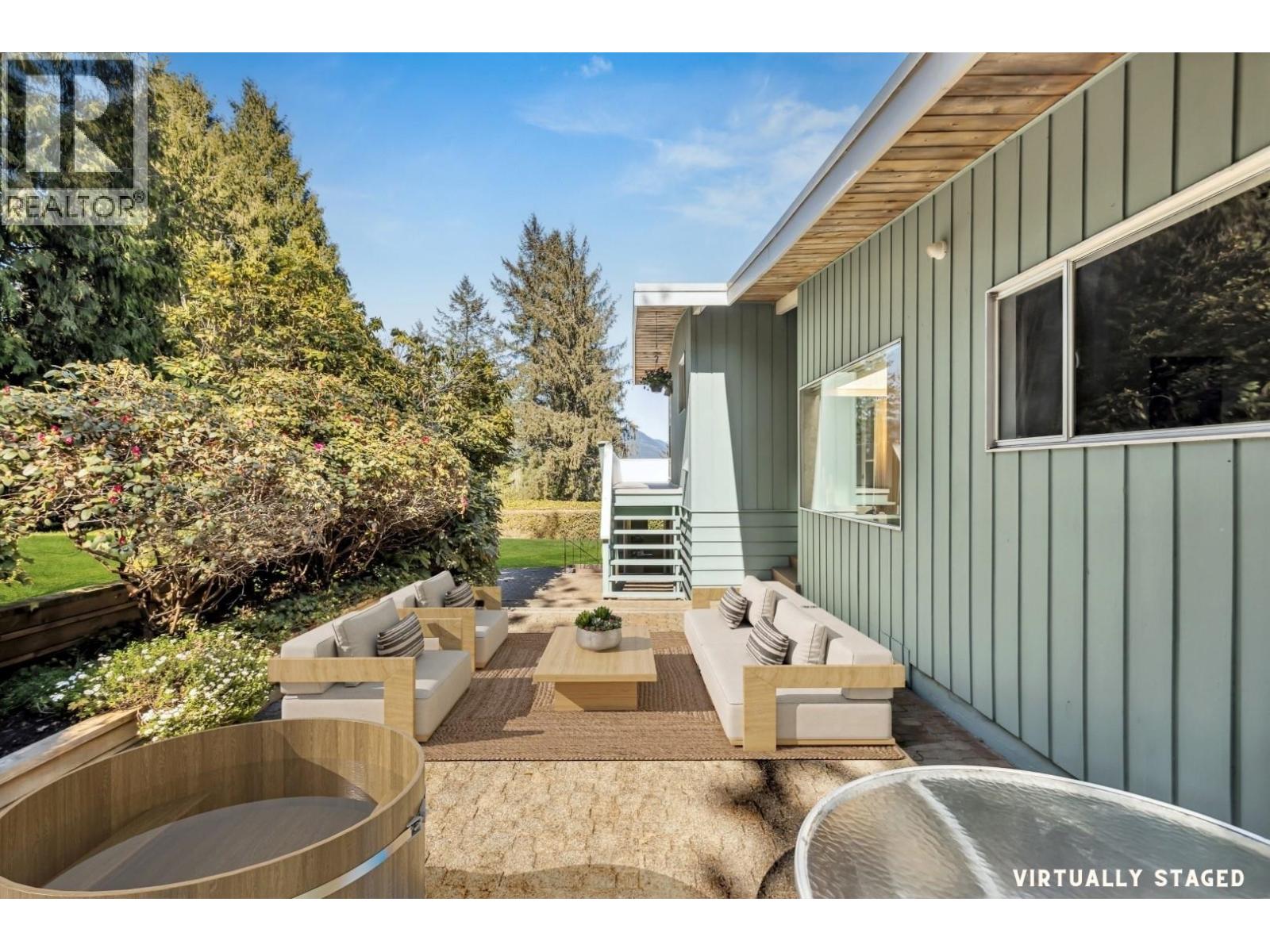 3090 Lazy A Street, Coquitlam, British Columbia V3C 3N9 - Photo 27 - R3025657