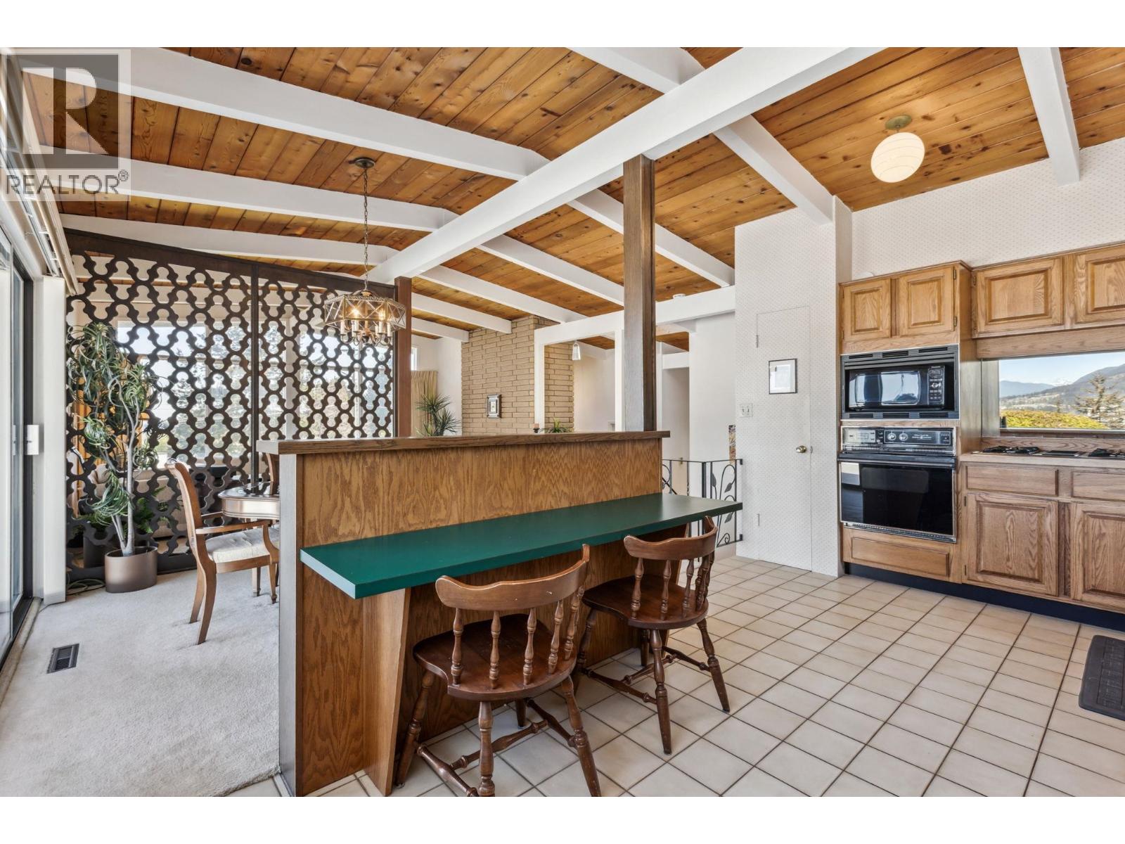 3090 Lazy A Street, Coquitlam, British Columbia V3C 3N9 - Photo 16 - R3025657