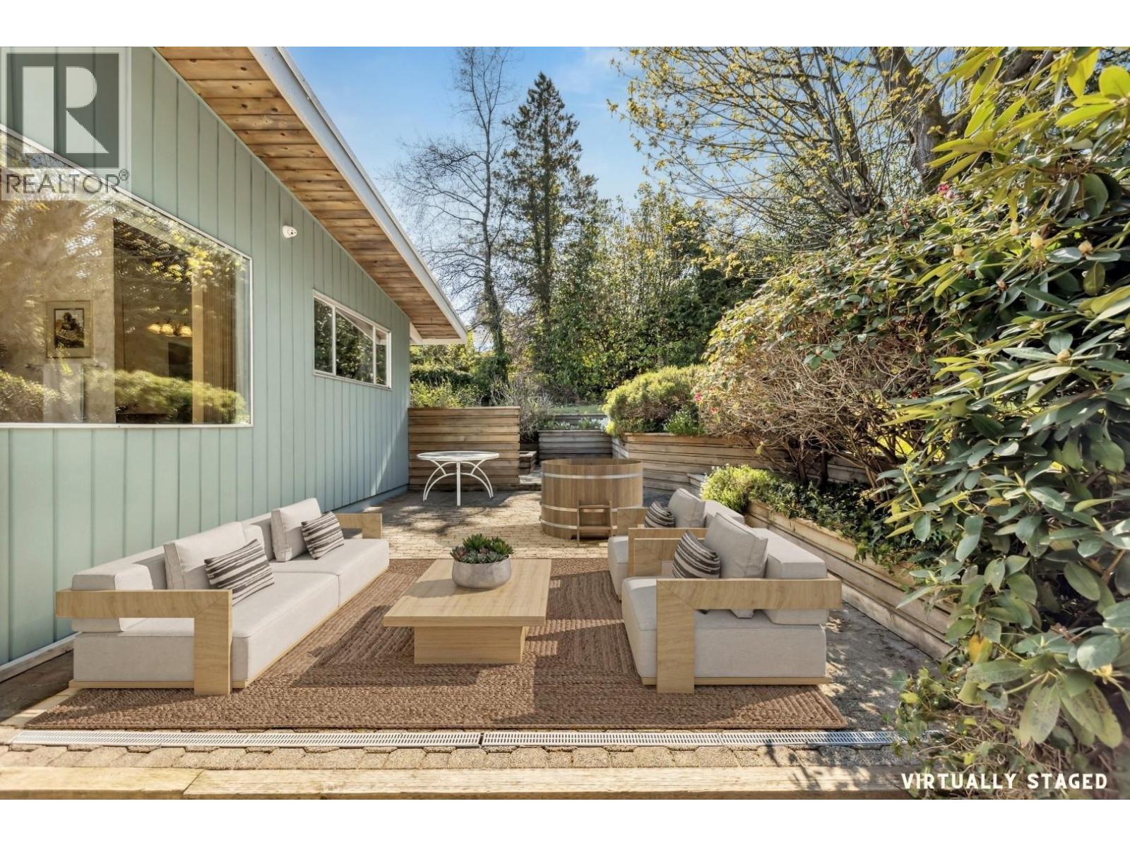 3090 Lazy A Street, Coquitlam, British Columbia V3C 3N9 - Photo 26 - R3025657