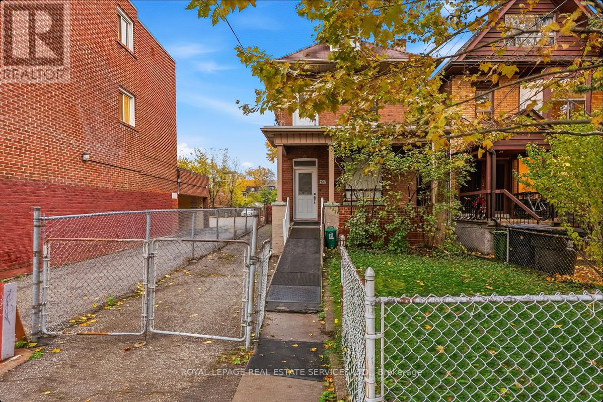 529 Gladstone Avenue, Toronto, Ontario  M6H 3J1 - Photo 25 - C12526854