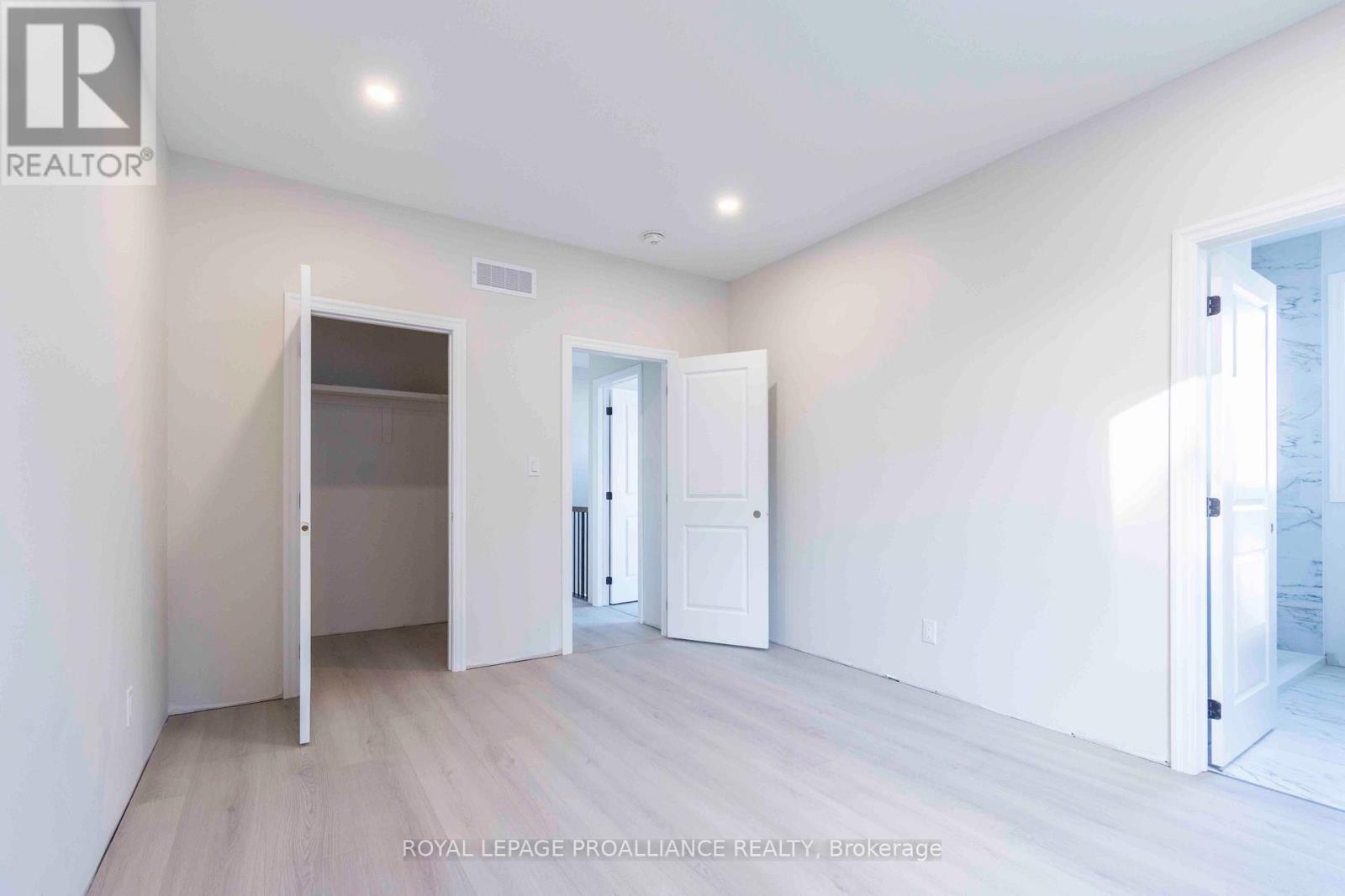 63 Meagan Lane, Quinte West, Ontario K0K 2C0 - Photo 12 - X12117525