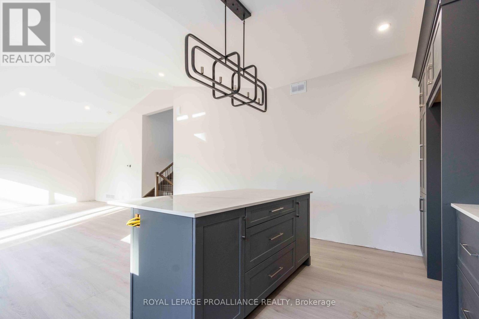 63 Meagan Lane, Quinte West, Ontario K0K 2C0 - Photo 9 - X12117525