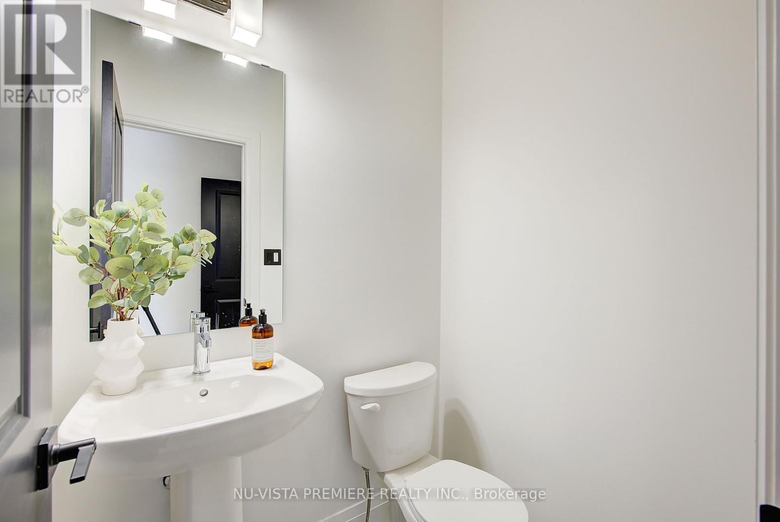 28 Basil Crescent, Middlesex Centre, Ontario  N0M 2A0 - Photo 21 - X12475693