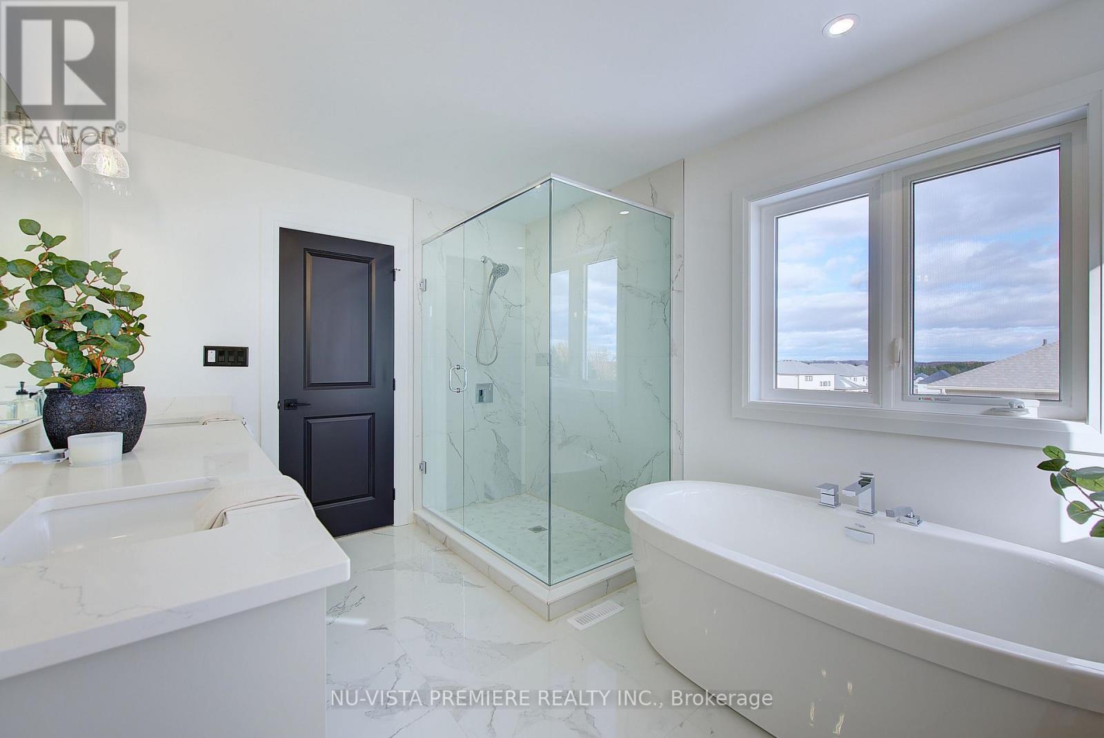 28 Basil Crescent, Middlesex Centre, Ontario  N0M 2A0 - Photo 37 - X12475693