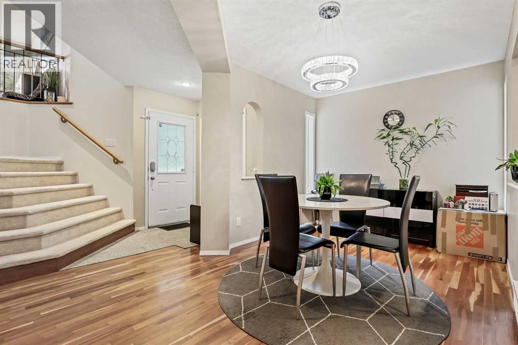 7 Spring View Sw, Calgary, Alberta  T3H 3S7 - Photo 8 - A2242735