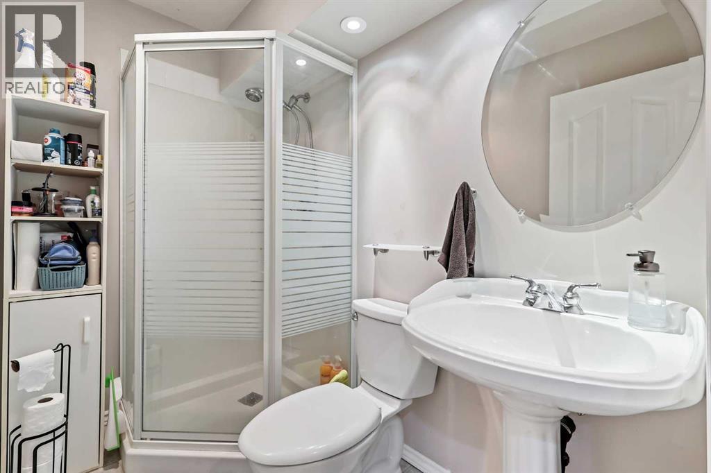 7 Spring View Sw, Calgary, Alberta  T3H 3S7 - Photo 29 - A2242735