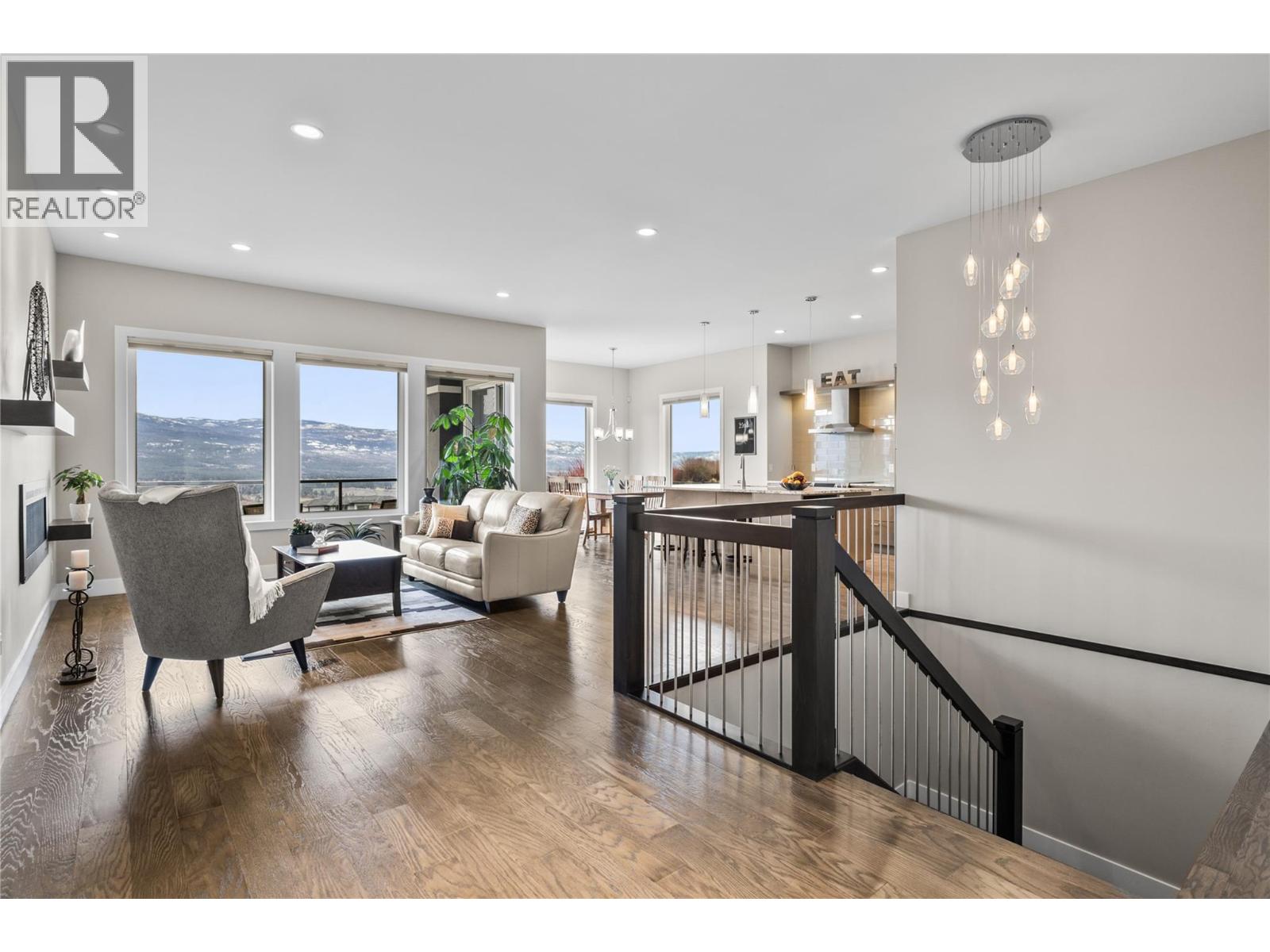 1376 Mine Hill Drive, Kelowna, British Columbia  V1P 1S5 - Photo 6 - 10369207