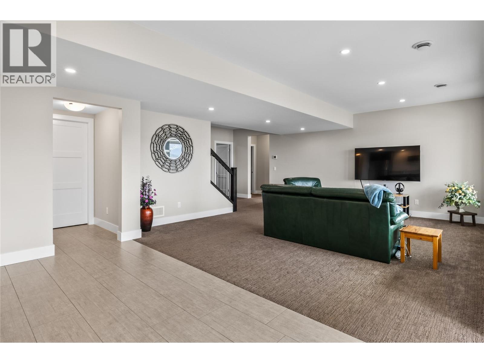 1376 Mine Hill Drive, Kelowna, British Columbia  V1P 1S5 - Photo 37 - 10369207