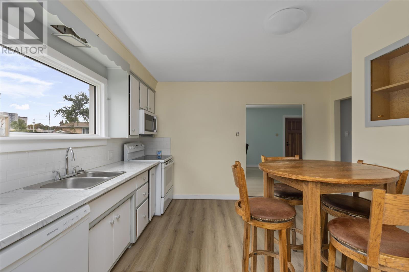 57 Cameron Ave, Sault Ste. Marie, Ontario P6B 4W9 - Photo 12 - SM252893