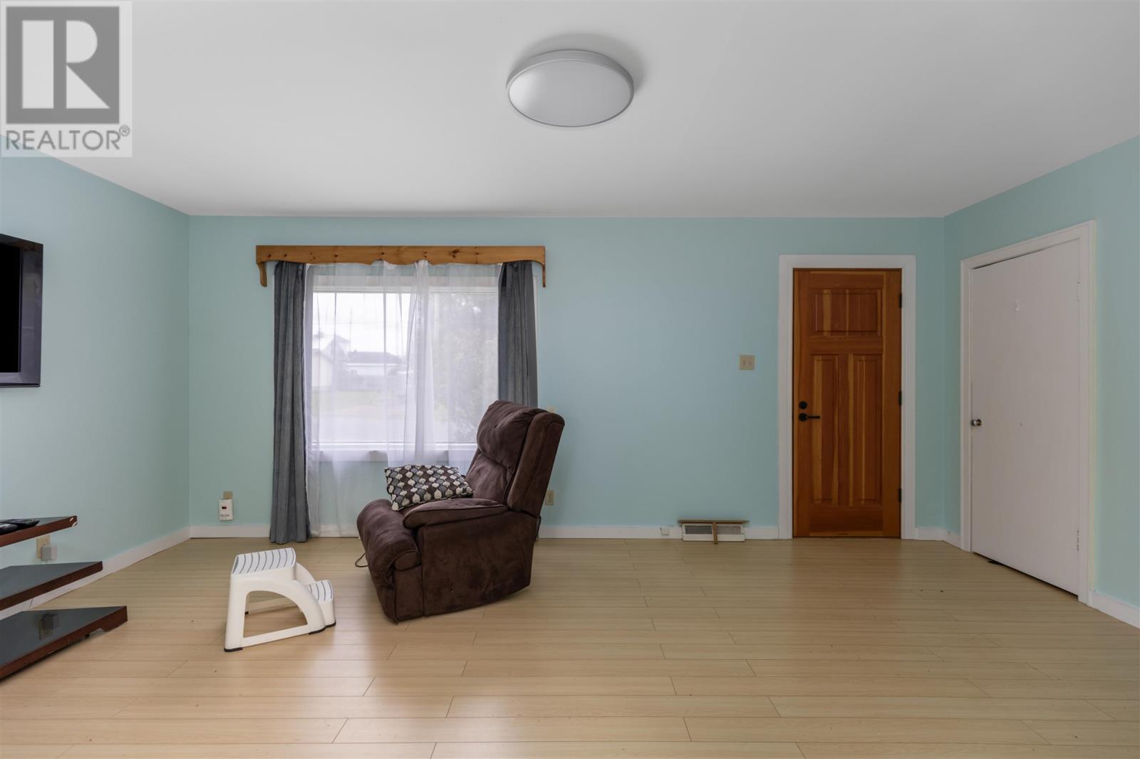 57 Cameron Ave, Sault Ste. Marie, Ontario P6B 4W9 - Photo 5 - SM252893