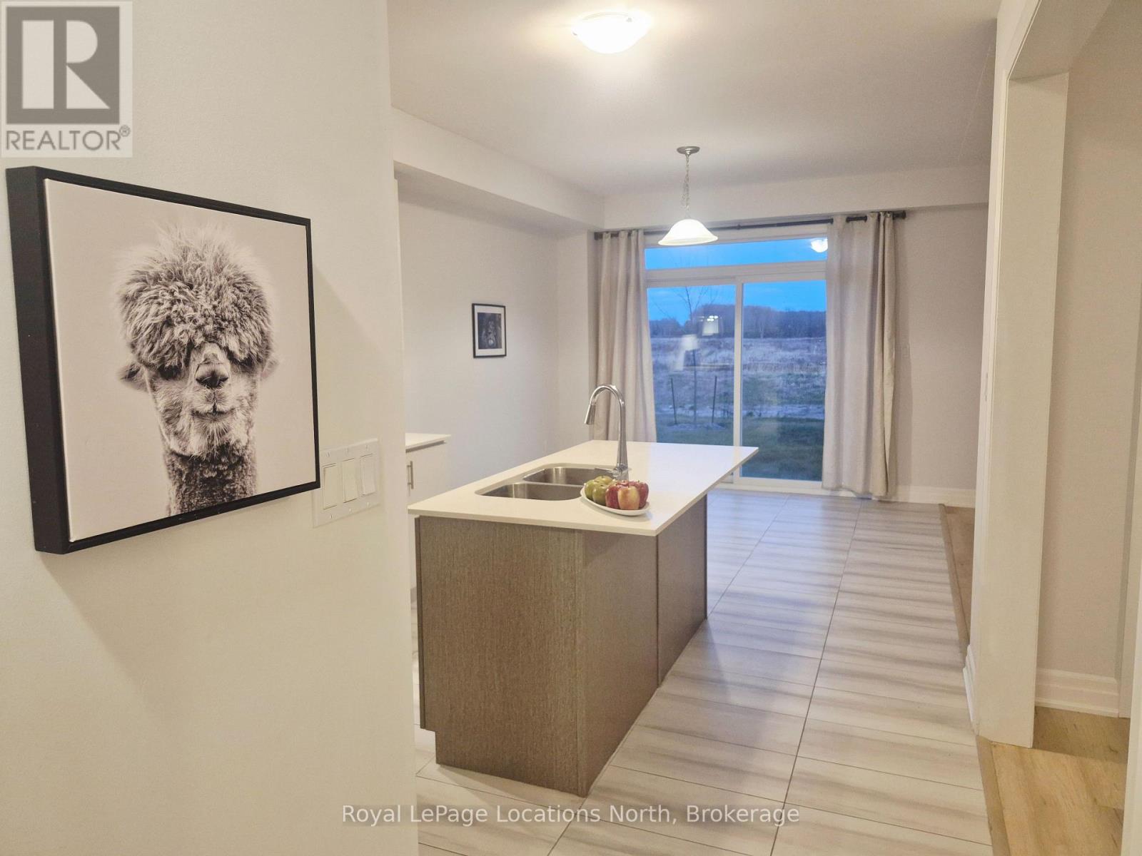 158 Union Boulevard, Wasaga Beach, Ontario  L9Z 0N9 - Photo 9 - S12503116