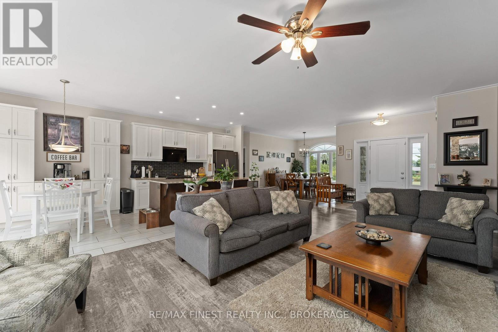 3527 Battersea Road, Frontenac, Ontario  K0H 2H0 - Photo 4 - X12447499