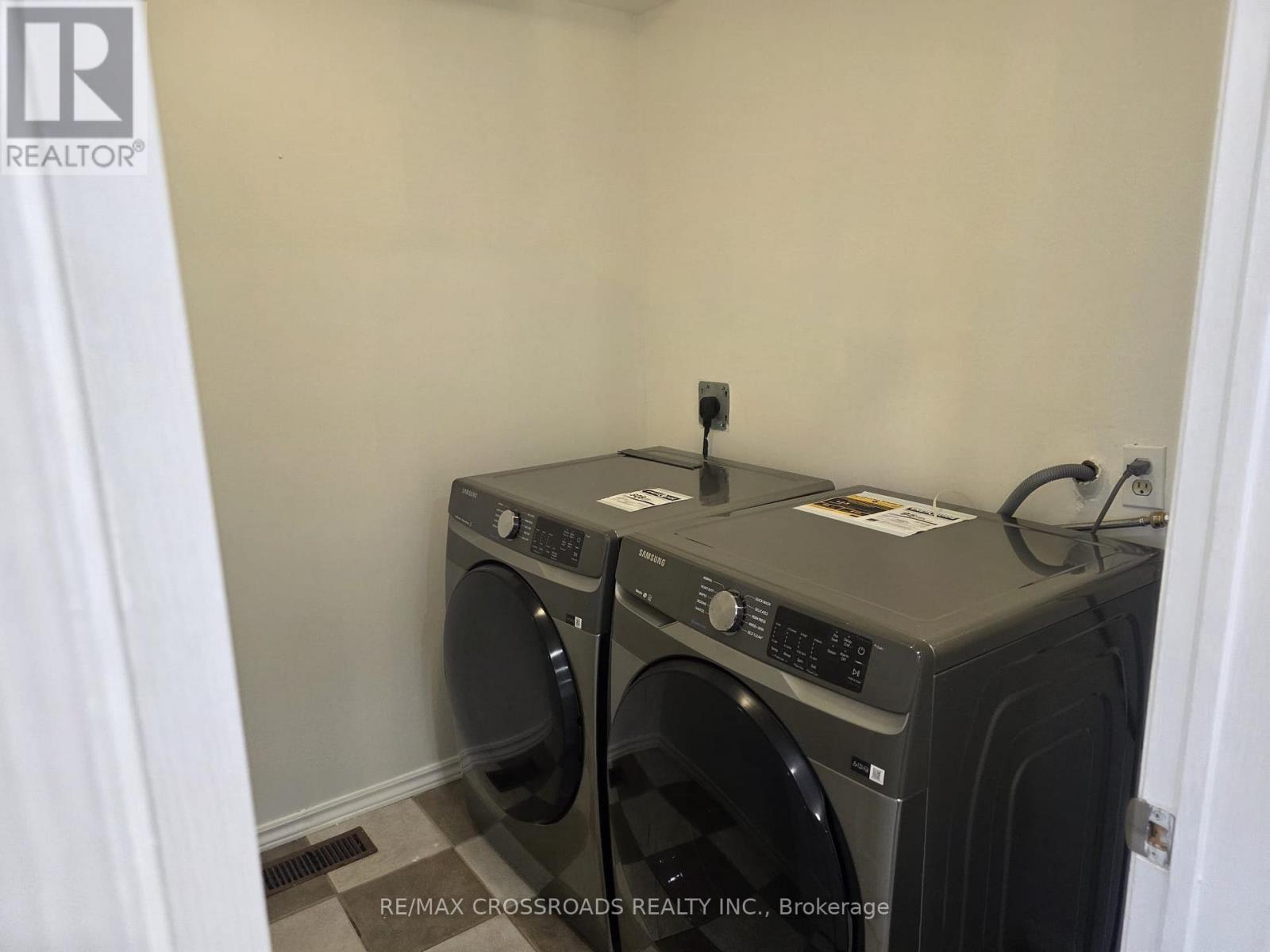 25 Fry Crescent, Clarington, Ontario  L1C 4Y2 - Photo 23 - E12418875