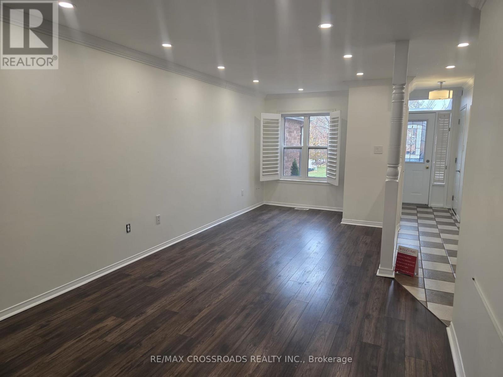 25 Fry Crescent, Clarington, Ontario  L1C 4Y2 - Photo 3 - E12418875