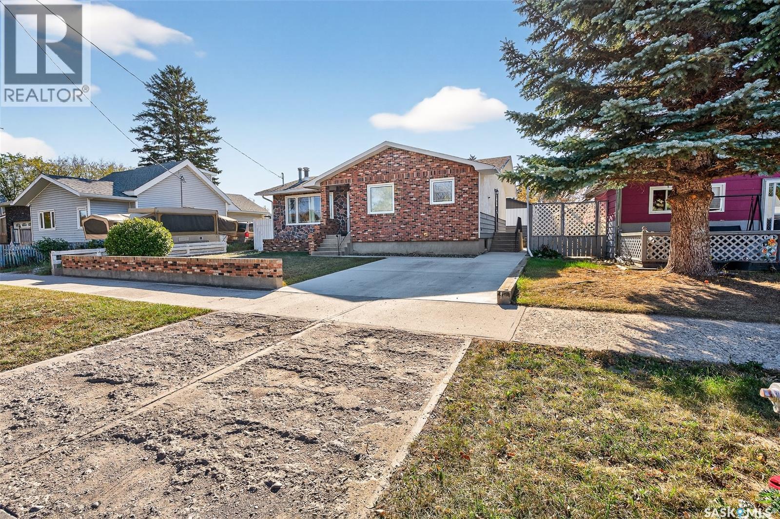 175 Duffield Street W, Moose Jaw, Saskatchewan  S6H 5H2 - Photo 3 - SK024031