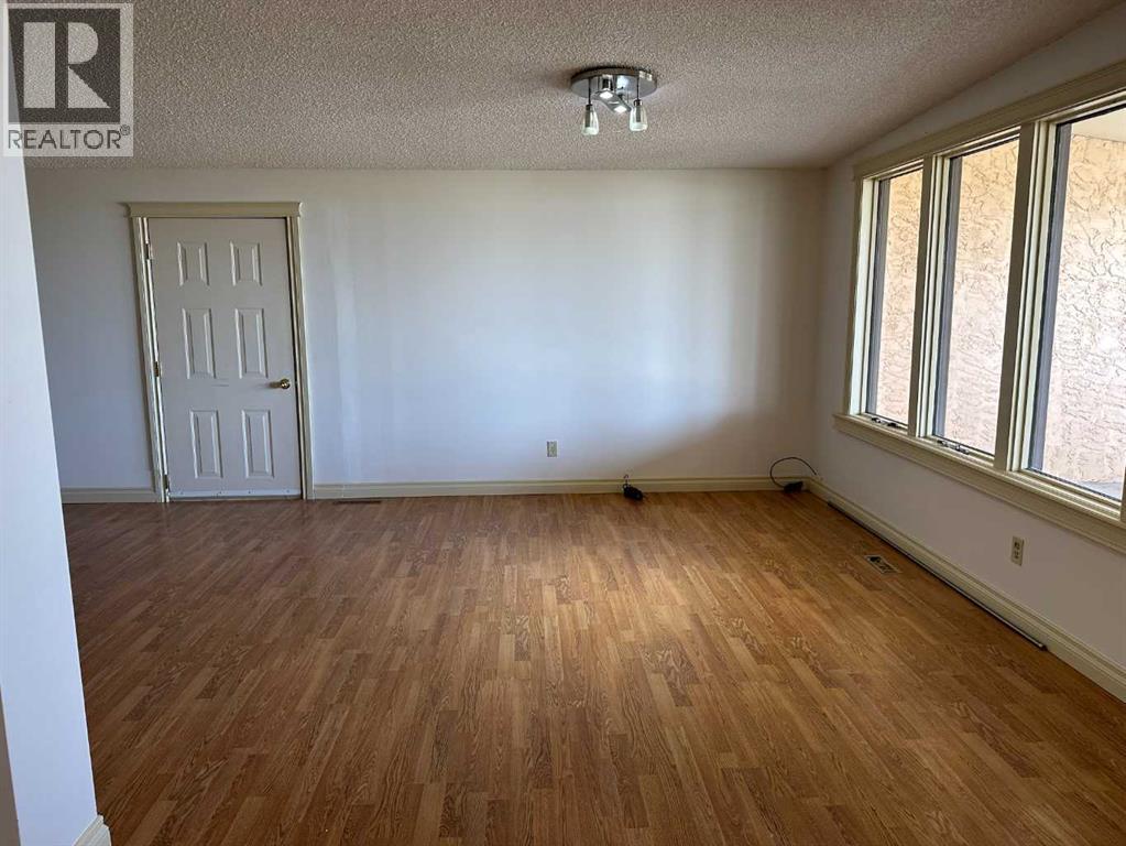 Lorem Ipsum Do, Taber, Alberta  T1G  - Photo 11 - DEMO28507575