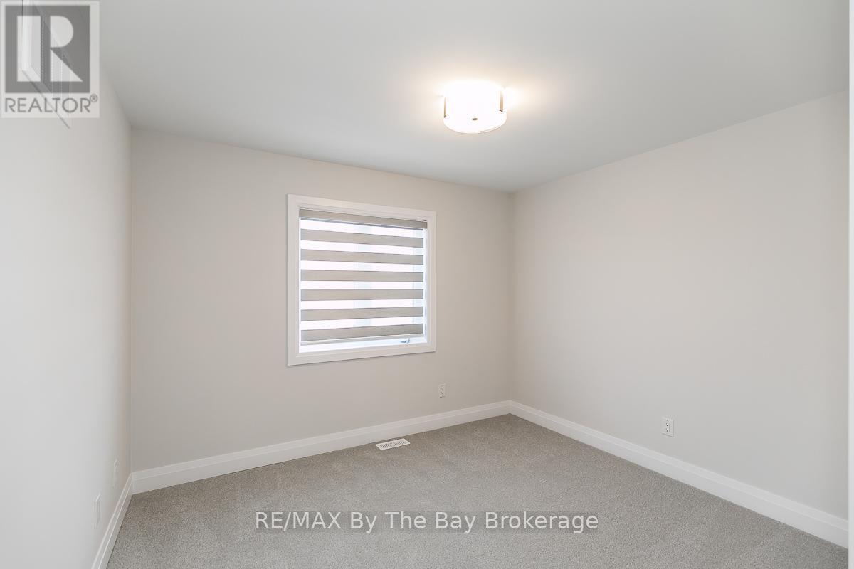 5 Rosanne Circle, Wasaga Beach, Ontario  L9Z 0N4 - Photo 26 - S12546244